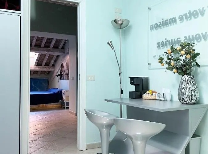 Condotti Dock Guest house 3*