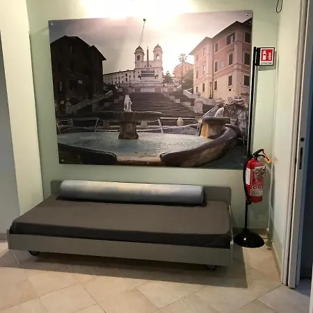 Konukevi Condotti Dock Roma