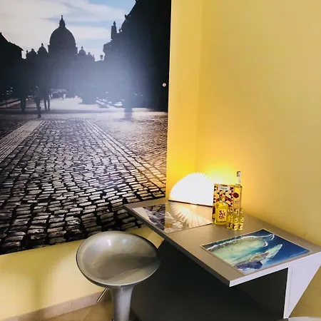 Condotti Dock 招待所 3*