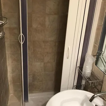 Condotti Dock 罗马